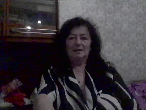 Snapshot of GypsiQueen2 chatting on 19, 3, 2025 GypsiQueen2 online show from 19, 3, 2025
