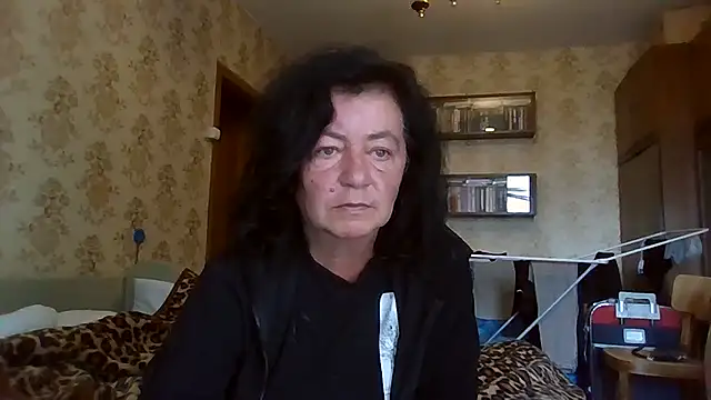 Snapshot of GypsiQueen2 chatting on 11, 7, 2026 GypsiQueen2 online show from 11, 7, 2026