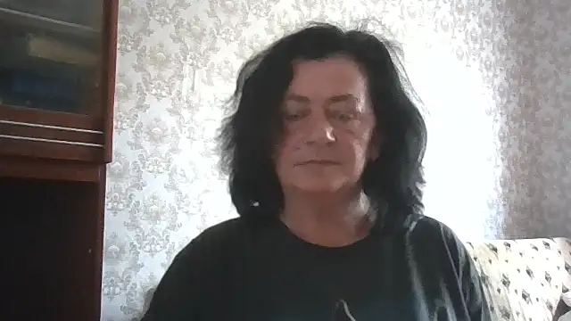 Snapshot of GypsiQueen2 chatting on 5, 7, 2026 GypsiQueen2 online show from 5, 7, 2026