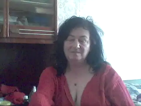 Snapshot of GypsiQueen2 chatting on 22, 3, 2025 GypsiQueen2 online show from 22, 3, 2025