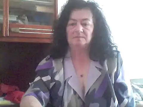 Snapshot of GypsiQueen2 chatting on 20, 3, 2025 GypsiQueen2 online show from 20, 3, 2025