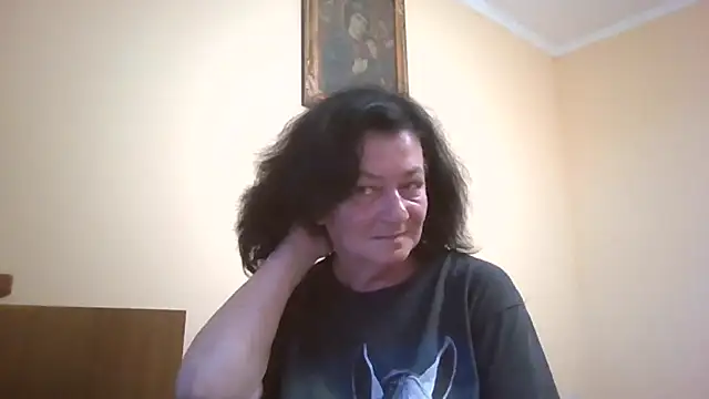 Snapshot of GypsiQueen2 chatting on 10, 6, 2026 GypsiQueen2 online show from 10, 6, 2026