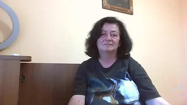 Snapshot of GypsiQueen2 chatting on 15, 6, 2026 GypsiQueen2 online show from 15, 6, 2026