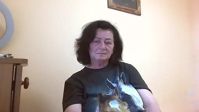 GypsiQueen2 online show from 1, 6, 2026