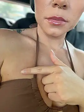 LukeLouHarvey online show from 8, 2, 2026