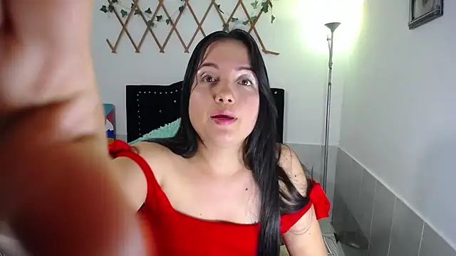 Snapshot of naughty_girl_4u chatting on 30, 4, 2026 naughty girl 4u online show from 30, 4, 2026