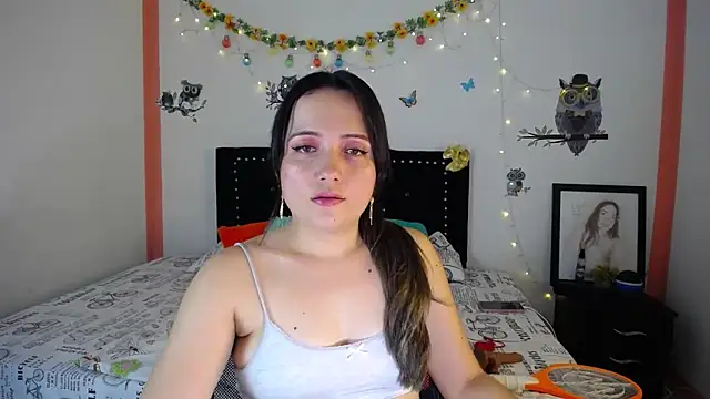 naughty girl 4u online show from 10, 3, 2025