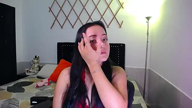 naughty girl 4u online show from 6, 10, 2025