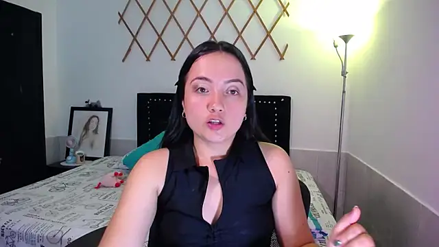 naughty girl 4u online show from 29, 9, 2025