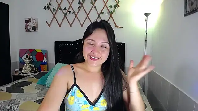 Snapshot of naughty_girl_4u chatting on 21, 4, 2026 naughty girl 4u online show from 21, 4, 2026