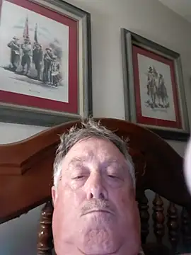 Snapshot of holland61 chatting on 18, 6, 2026 holland61 online show from 18, 6, 2026