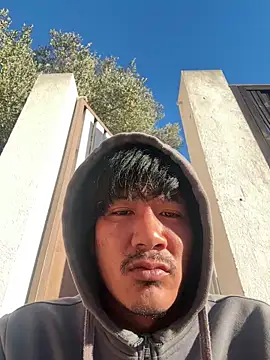 juniiorre online show from 6, 10, 2025