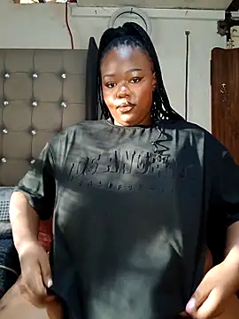 Aaaliyah445 online show from 6, 2, 2026