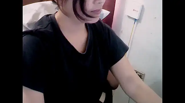 makemefallin online show from 30, 1, 2025