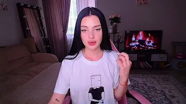   Malika   online show from 28, 6, 2026