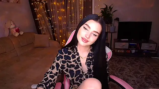   Malika   online show from 4, 12, 2025