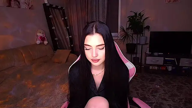   Malika   online show from 19, 12, 2025