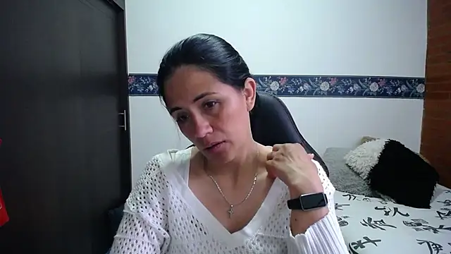 sharoon cheerry online show from 6, 11, 2025