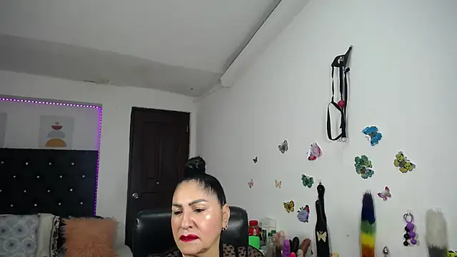 mature bigboobs10 online show from 26, 6, 2026