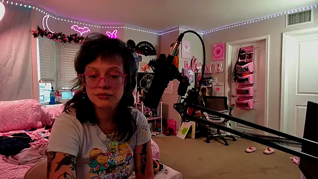 MissRomero online show from 23, 9, 2025