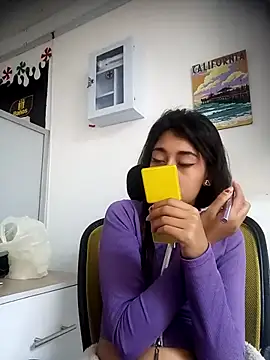 Scarlet wd18 online show from 18, 3, 2025