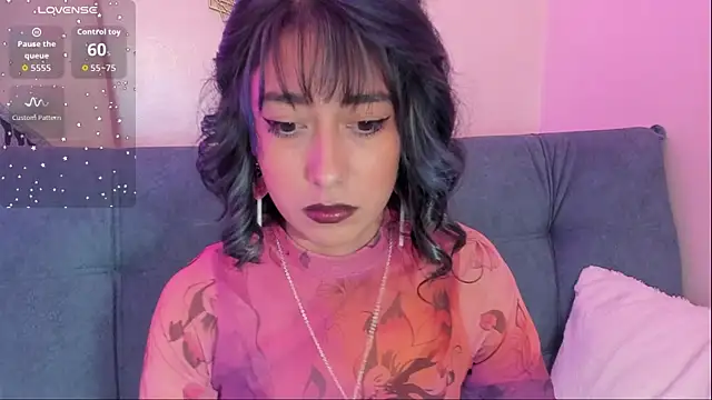 Scarlet wd18 online show from 9, 11, 2025