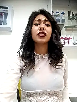 Scarlet wd18 online show from 18, 3, 2025