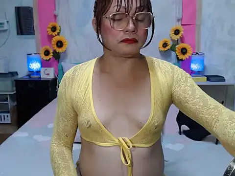 Snapshot of UrAsianPrincessDanie chatting on 5, 7, 2026 UrAsianPrincessDanie online show from 5, 7, 2026