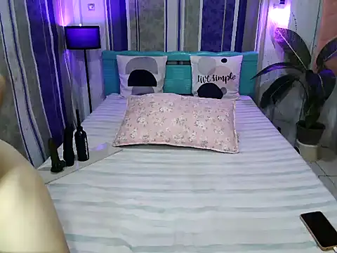 UrAsianPrincessDanie online show from 21, 9, 2025