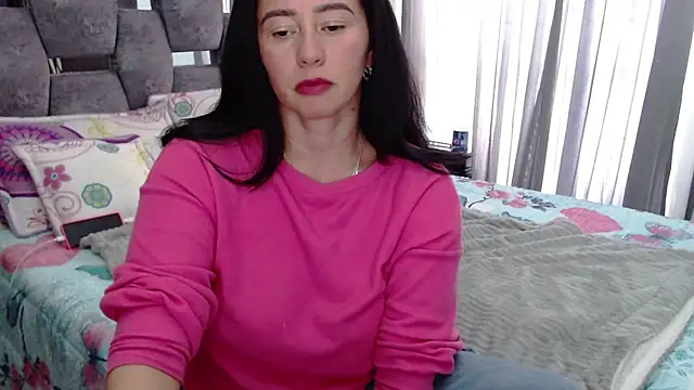 sara hott 1 online show from 7, 11, 2025