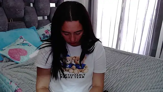 sara hott 1 online show from 23, 9, 2025