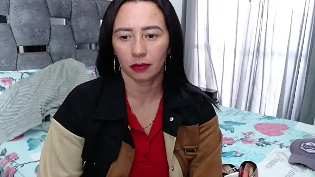 sara hott 1 online show from 26, 9, 2025