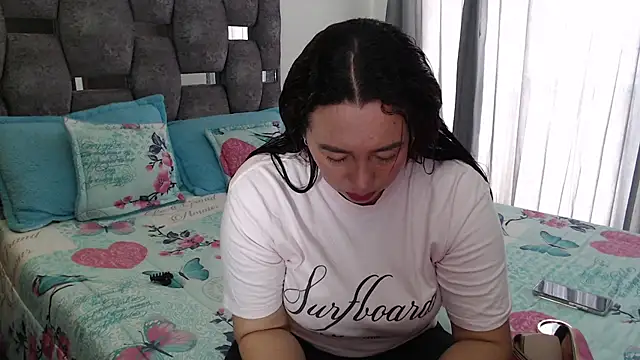 sara hott 1 online show from 20, 3, 2026