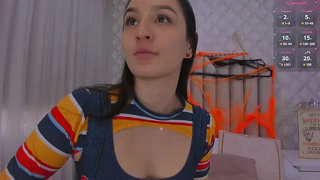 Pia Johnson  online show from 31, 10, 2025