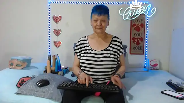 Snapshot of loquitaqueen011 chatting on 12, 7, 2026 loquitaqueen011 online show from 12, 7, 2026