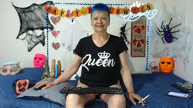 Snapshot of loquitaqueen011 chatting on 26, 10, 2025 loquitaqueen011 online show from 26, 10, 2025