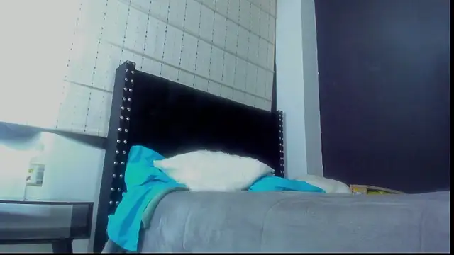 amareto queen online show from 22, 3, 2025