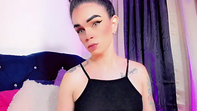 lesly xx online show from 9, 10, 2025