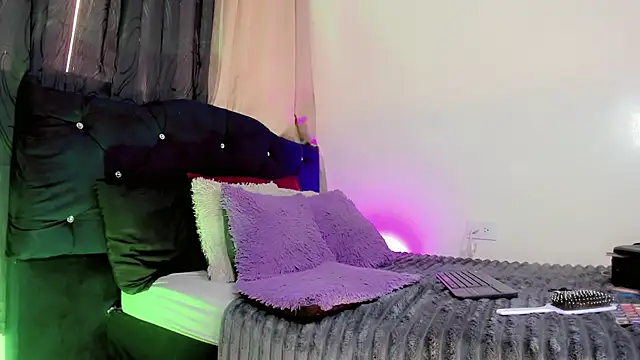 lesly xx online show from 26, 3, 2026