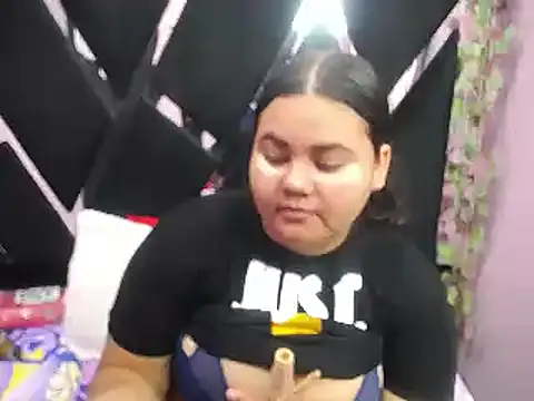 ValenTitis online show from 1, 2, 2025