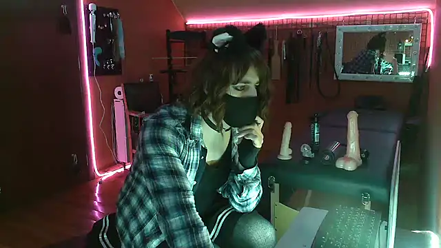 Ginny-the-bdsm-nympho online show from 23, 12, 2024