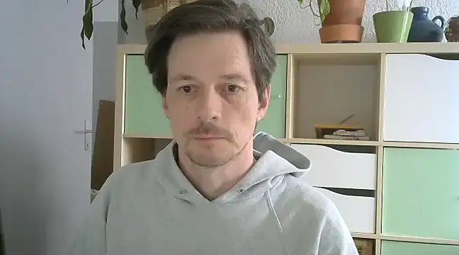 snowypaul11 online show from 10, 3, 2025