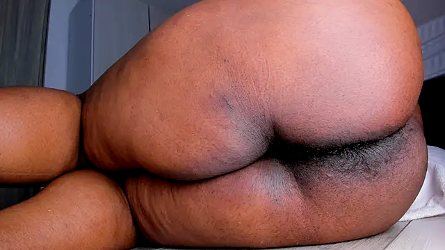 Skarleth69 online show from 3, 10, 2025