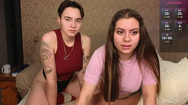 twobabesweet online show from 23, 10, 2025