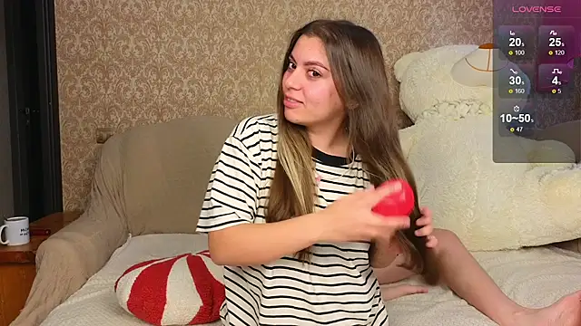 twobabesweet online show from 11, 9, 2025