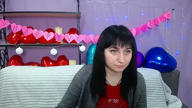 NinaFlawlees online show from 1, 2, 2025