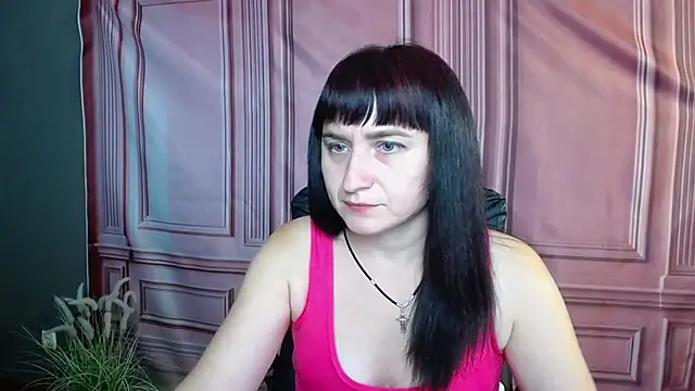 NinaFlawlees online show from 10, 9, 2025