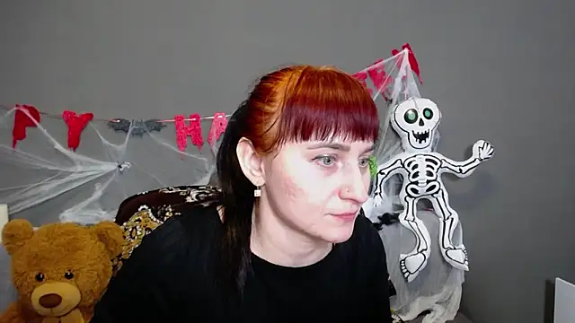 NinaFlawlees online show from 28, 10, 2025