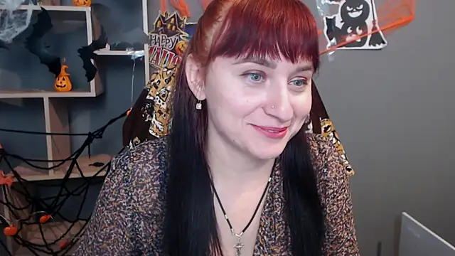 NinaFlawlees online show from 3, 11, 2025