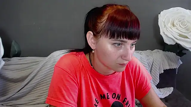 NinaFlawlees online show from 22, 9, 2025